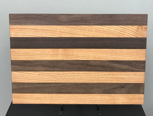 Wood Cutting Board - Medium 5/8 thick – Janish Woodworks