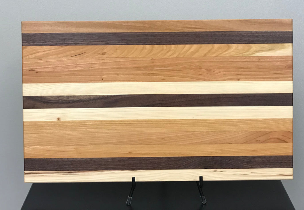 Wood Cutting Board - Medium 1